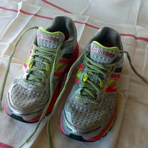 Women's 860v4 Stability Running